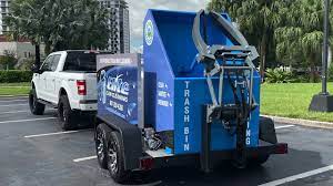 garbage can cleaning truck