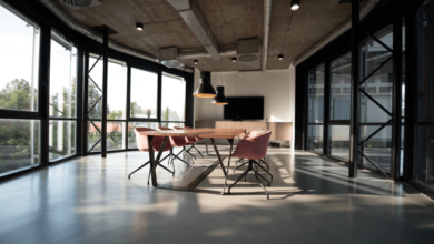 Best Tables for an Office Space - Balance Style and Function