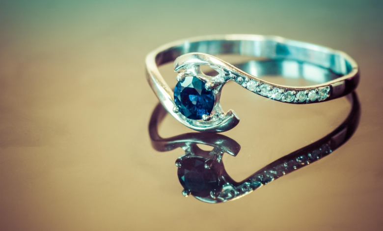 People Are Starting to Choose Sapphires Over Diamonds