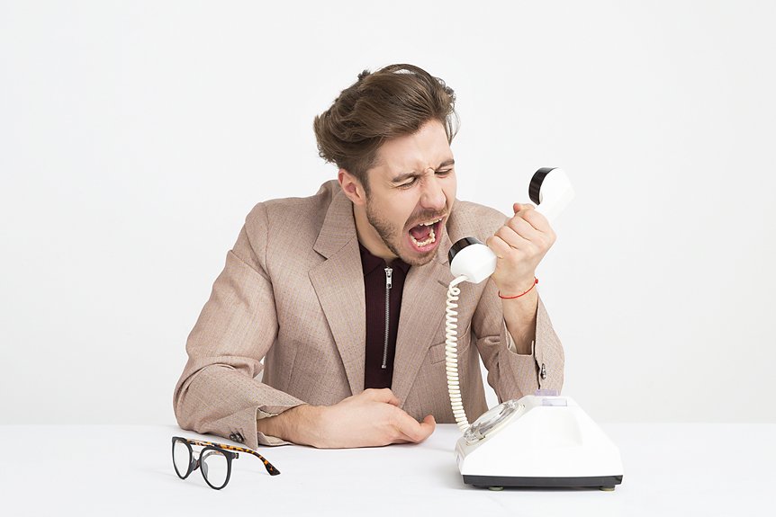 unknown contact details and spam numbers
